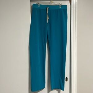 FIGS Scrub set
Color: Teal